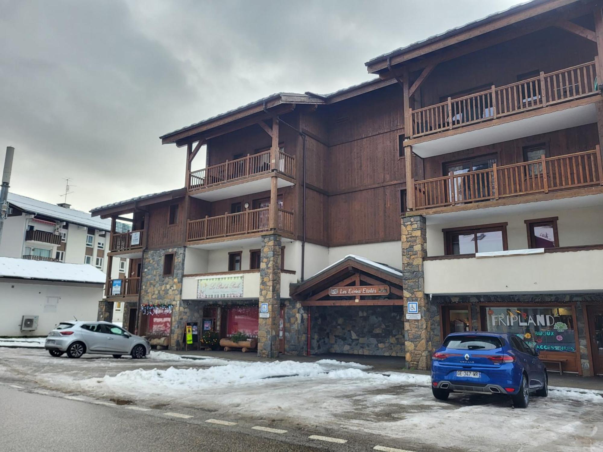 Ecrins A4, 1 Bedroom Apartment With Bunk Room, Central Samoens Exterior photo